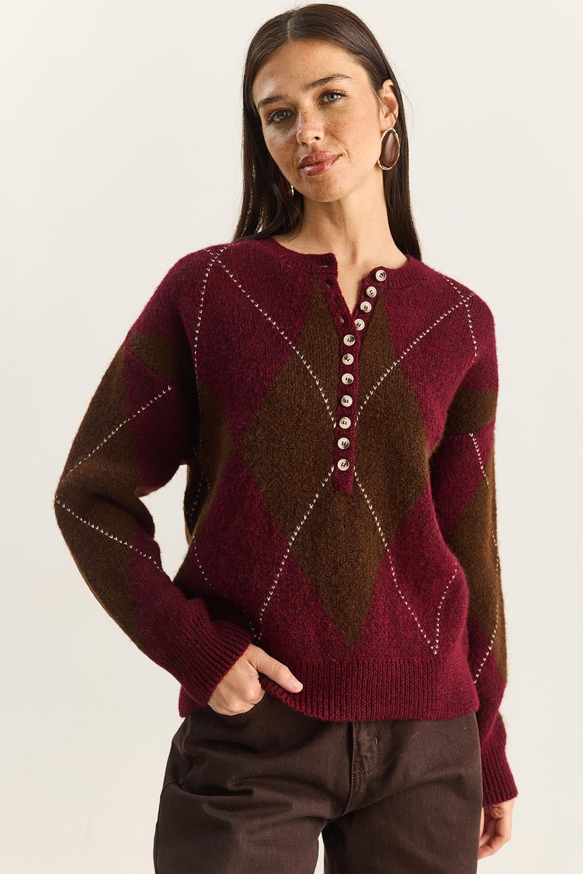 11-Button Baklava Pattern Basic Knit Sweater 20251089 - Burgundy-Brown