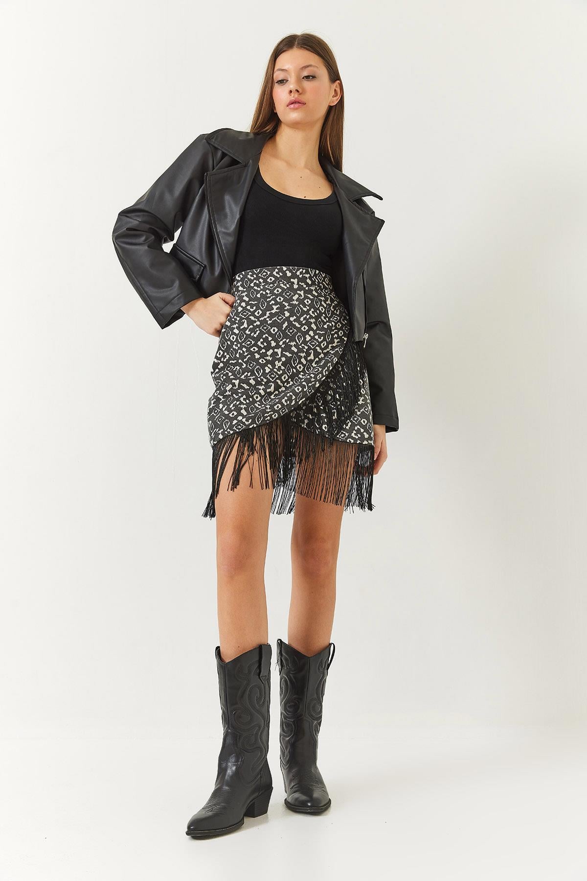 Grey‎ Skirt