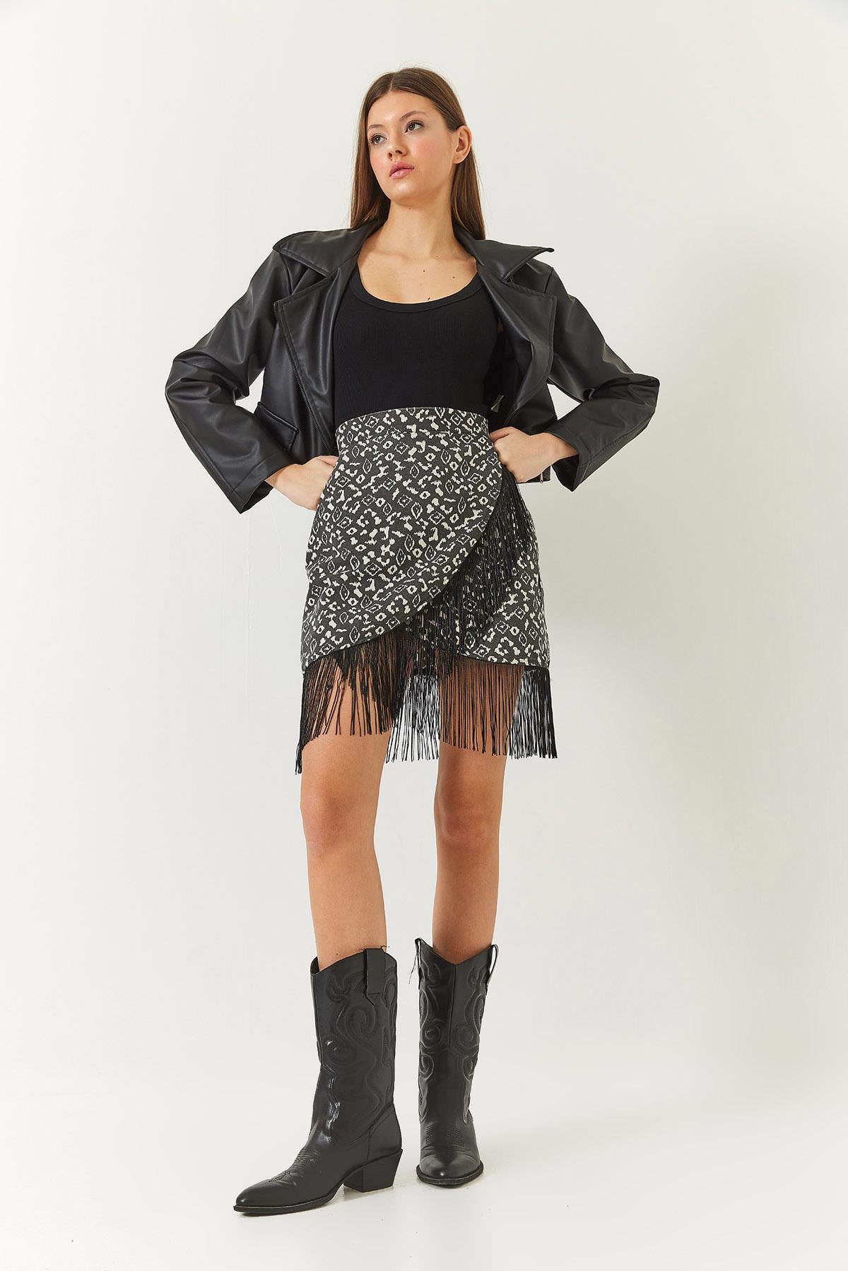 Grey‎ Skirt