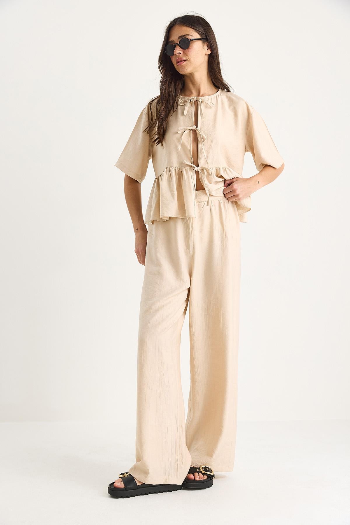 Beige‎ Outfit Set