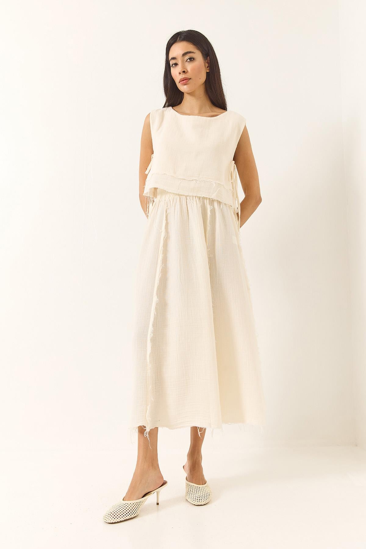 Beige‎ Outfit Set