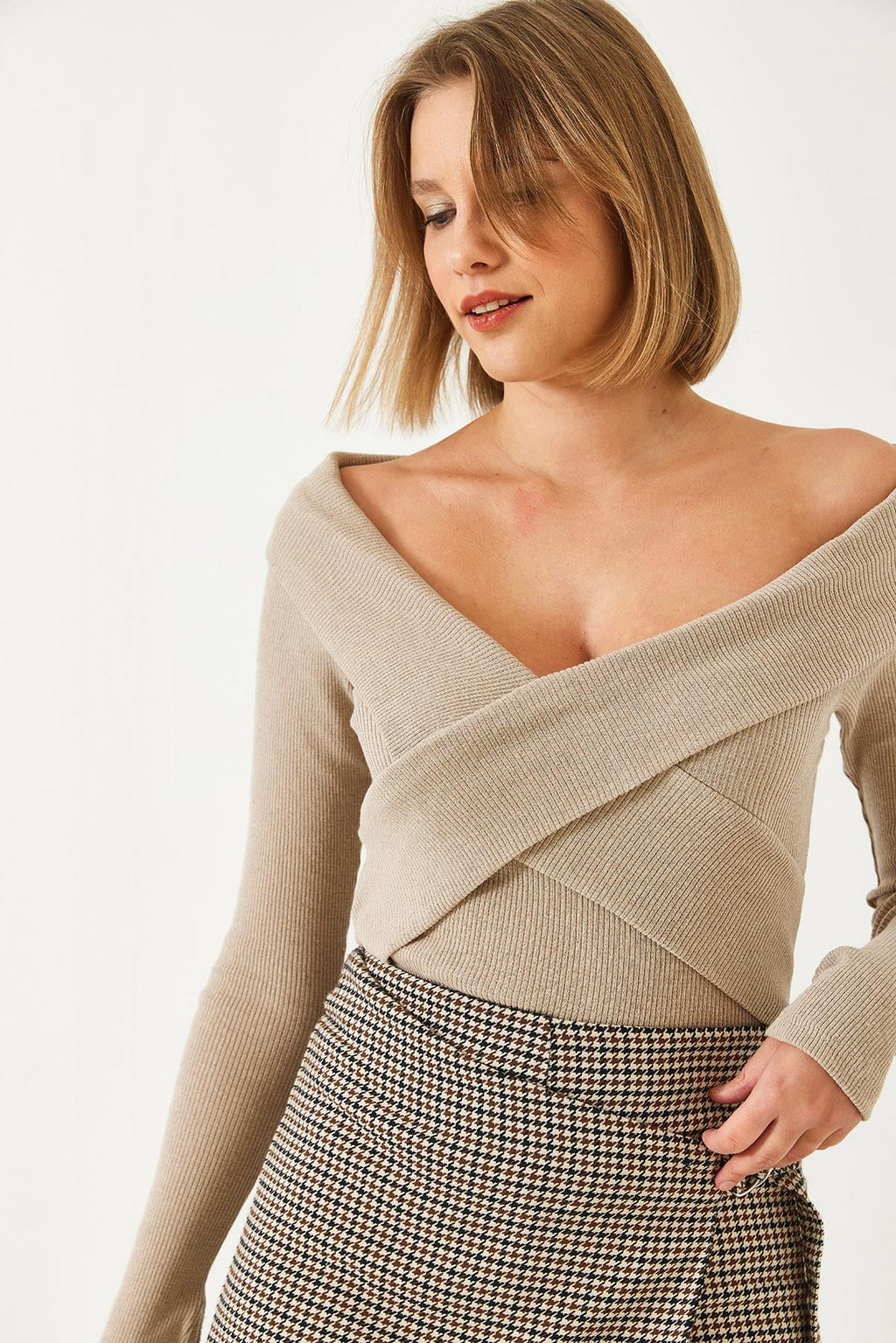 Brown‎ Blouse