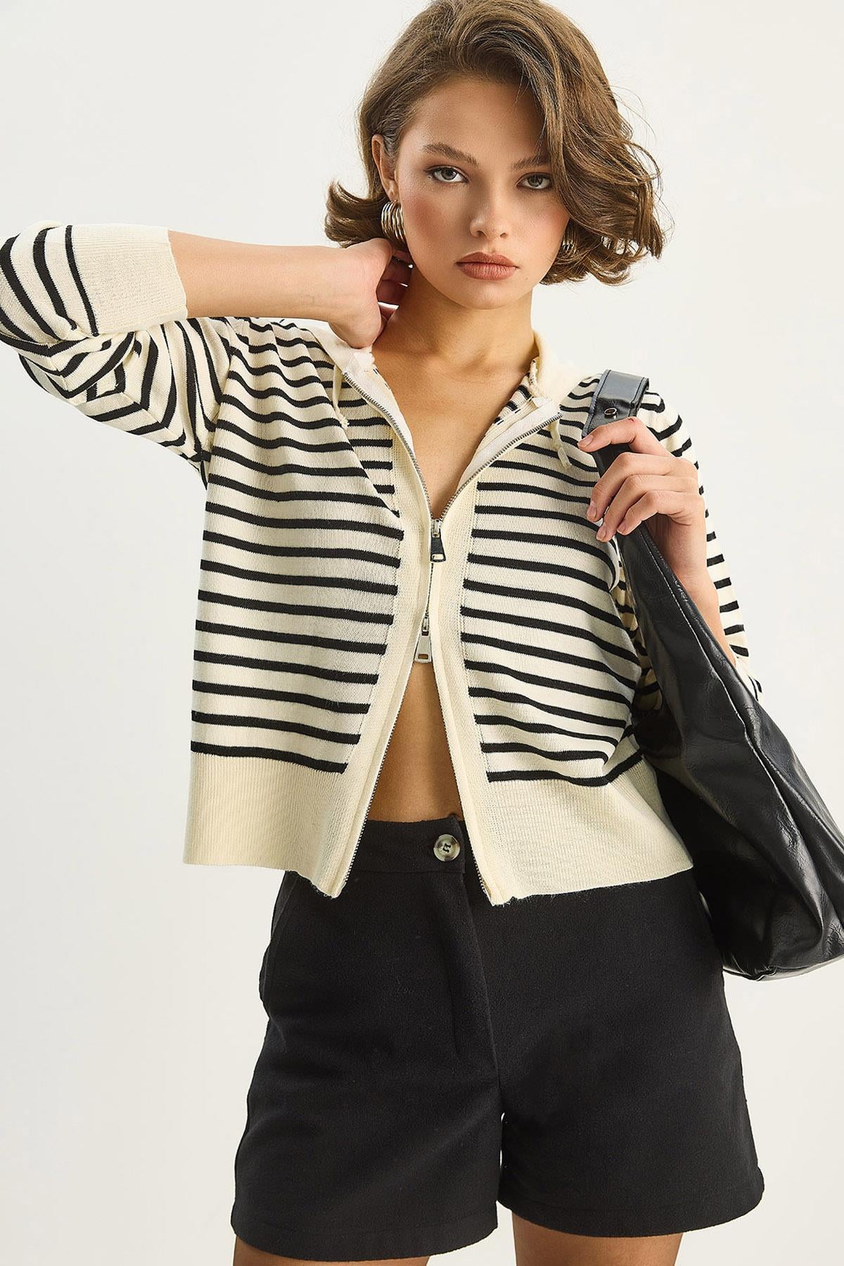 Striped Hooded Double-Zip Basic Cardigan 20246865 - Ecru-Black