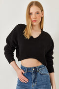 Black‎ Sweater