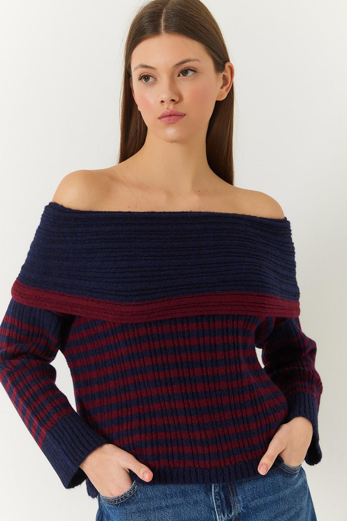 Multicolour‎ Sweater
