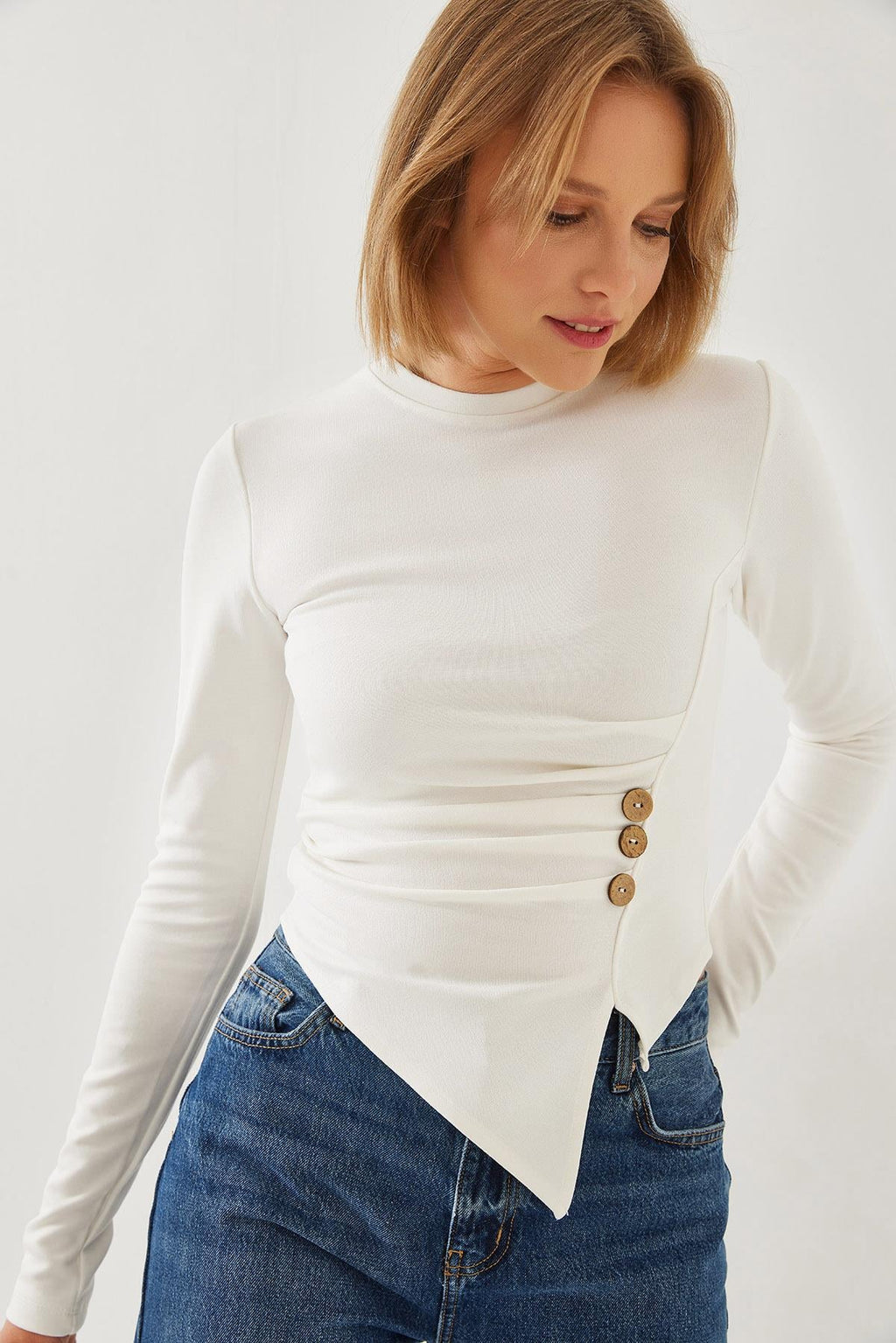 White‎ Blouse