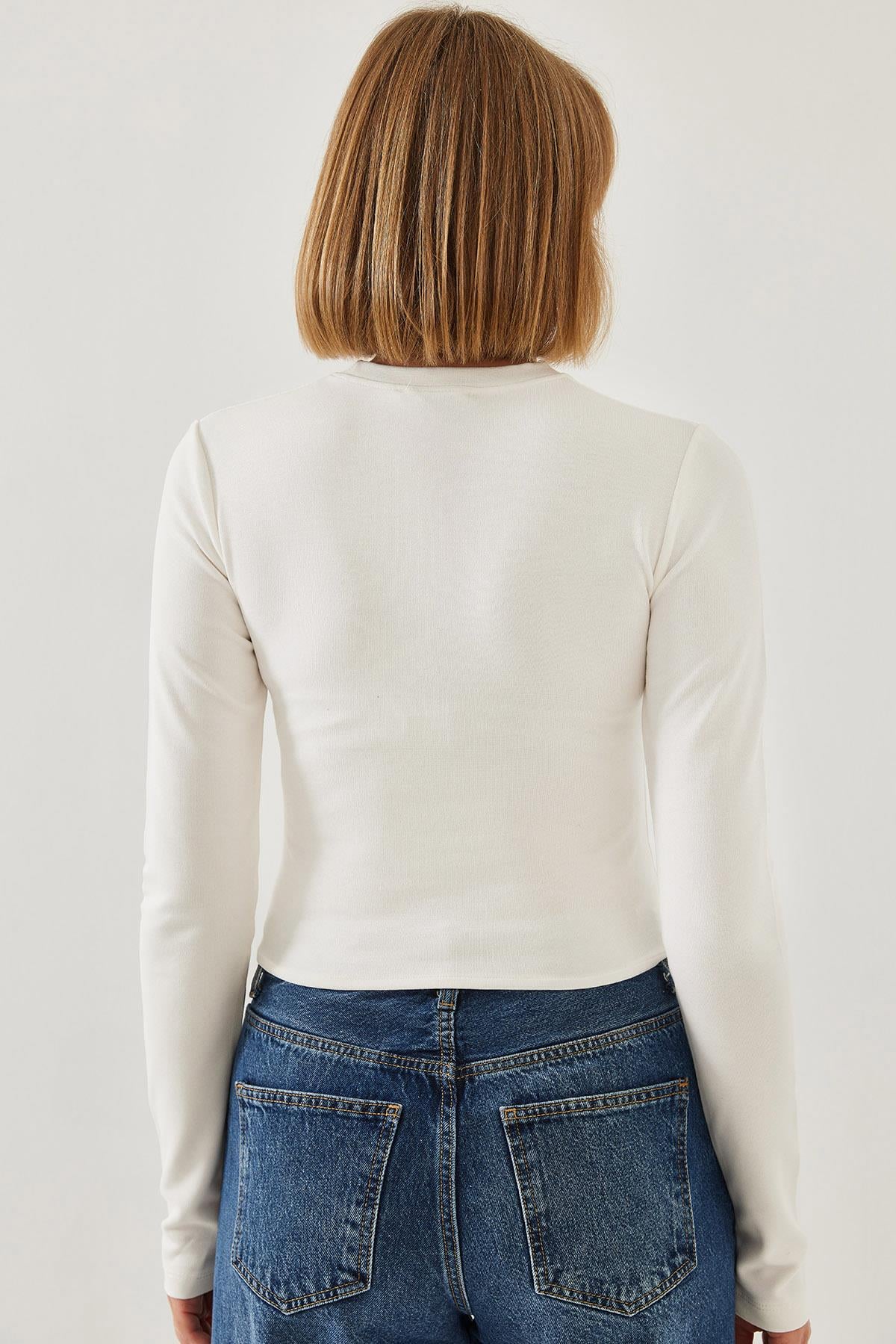 White‎ Blouse