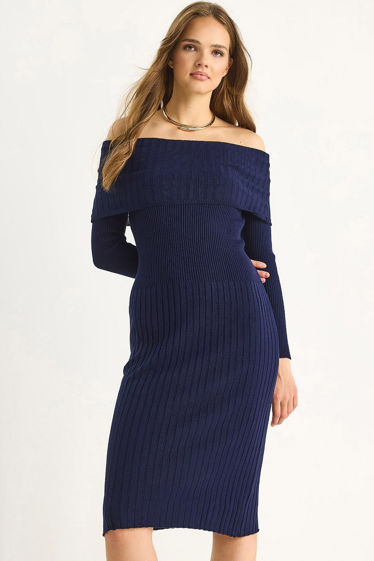 Blue‎ Dress