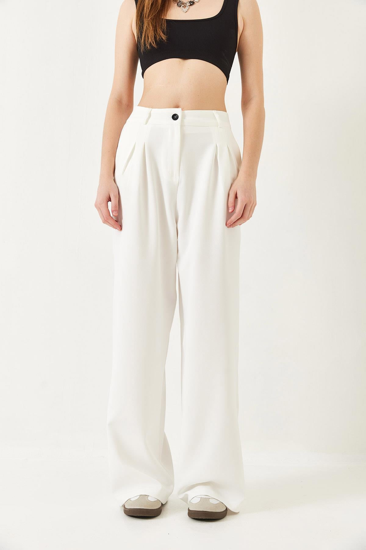 White‎ Pants
