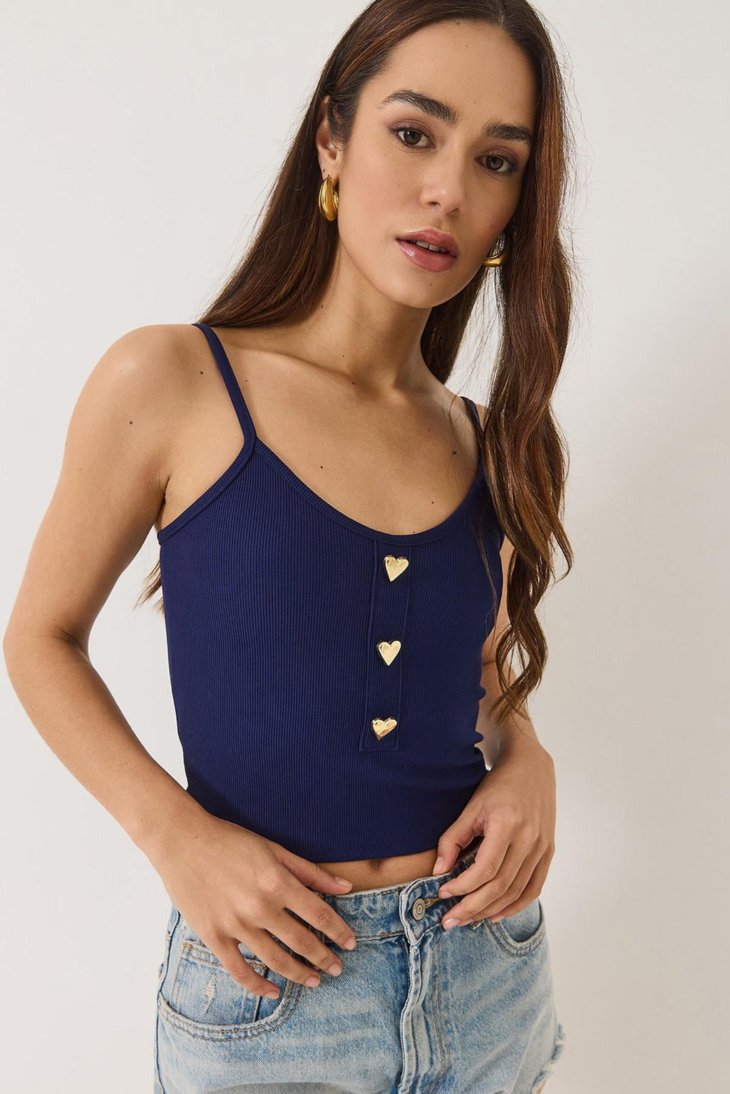 Blue‎ Undershirt