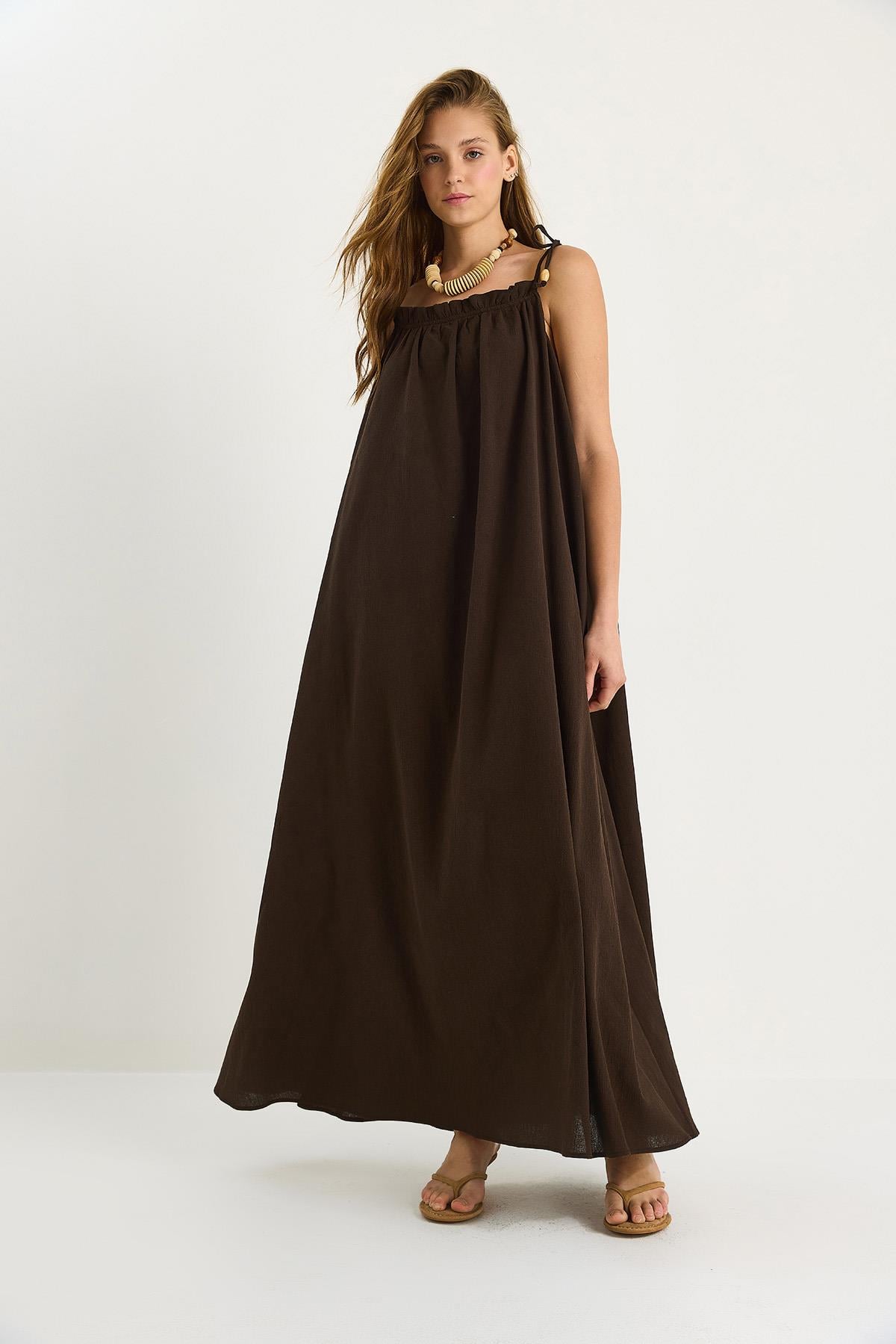 Brown‎ Dress