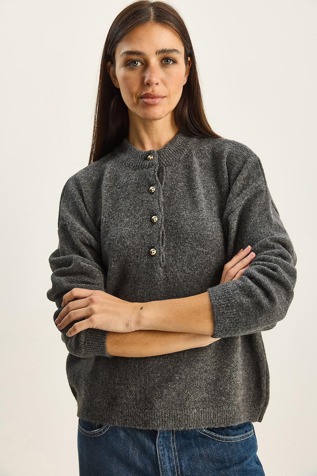 Grey‎ Sweater