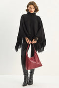 Black‎ Poncho