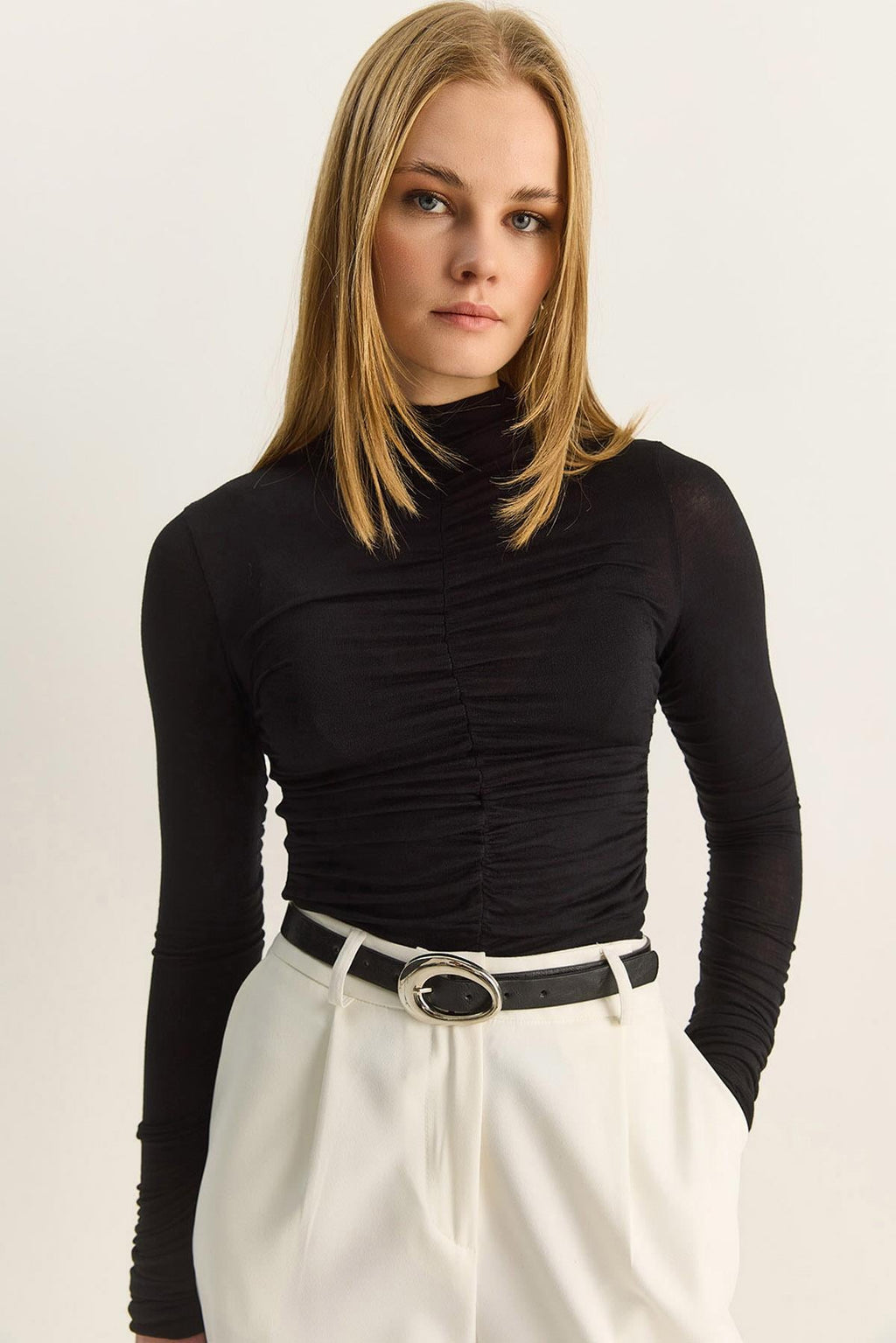 Black‎ Blouse
