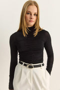 Black‎ Blouse