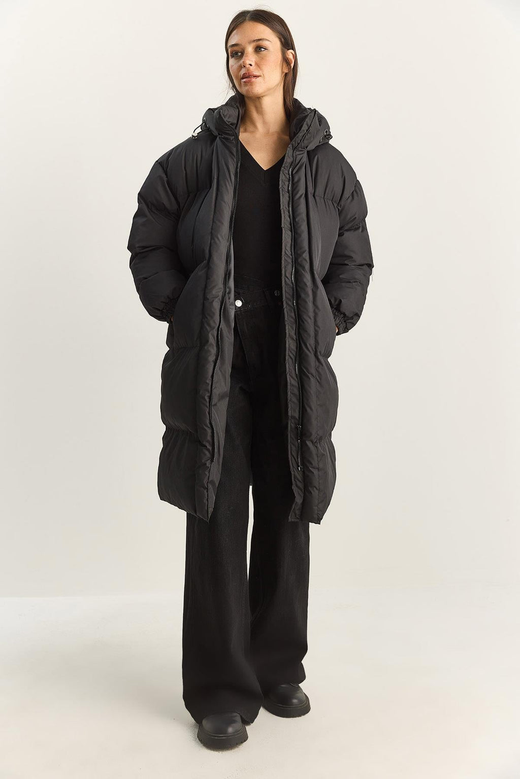 Black‎ Hoodie