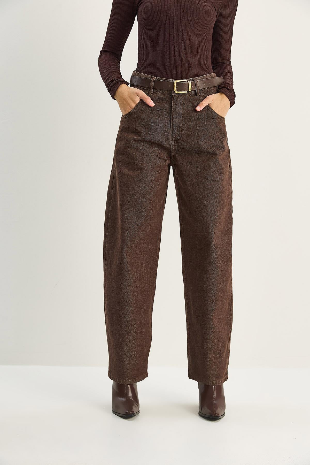 Women's Baggy Denim Pants with Pocket Detail and Belt 5288 60283781 - Brown