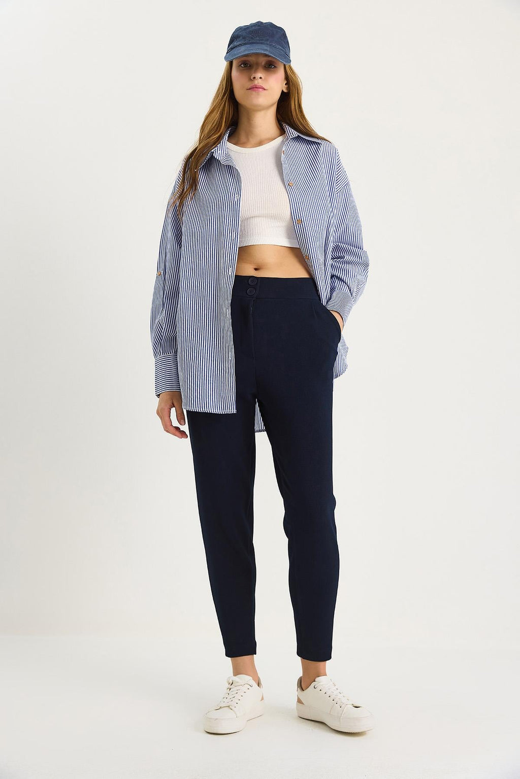 Blue‎ Pants