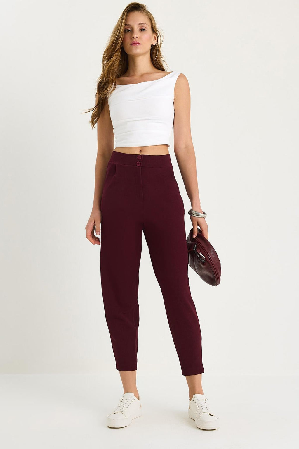 Red‎ Pants
