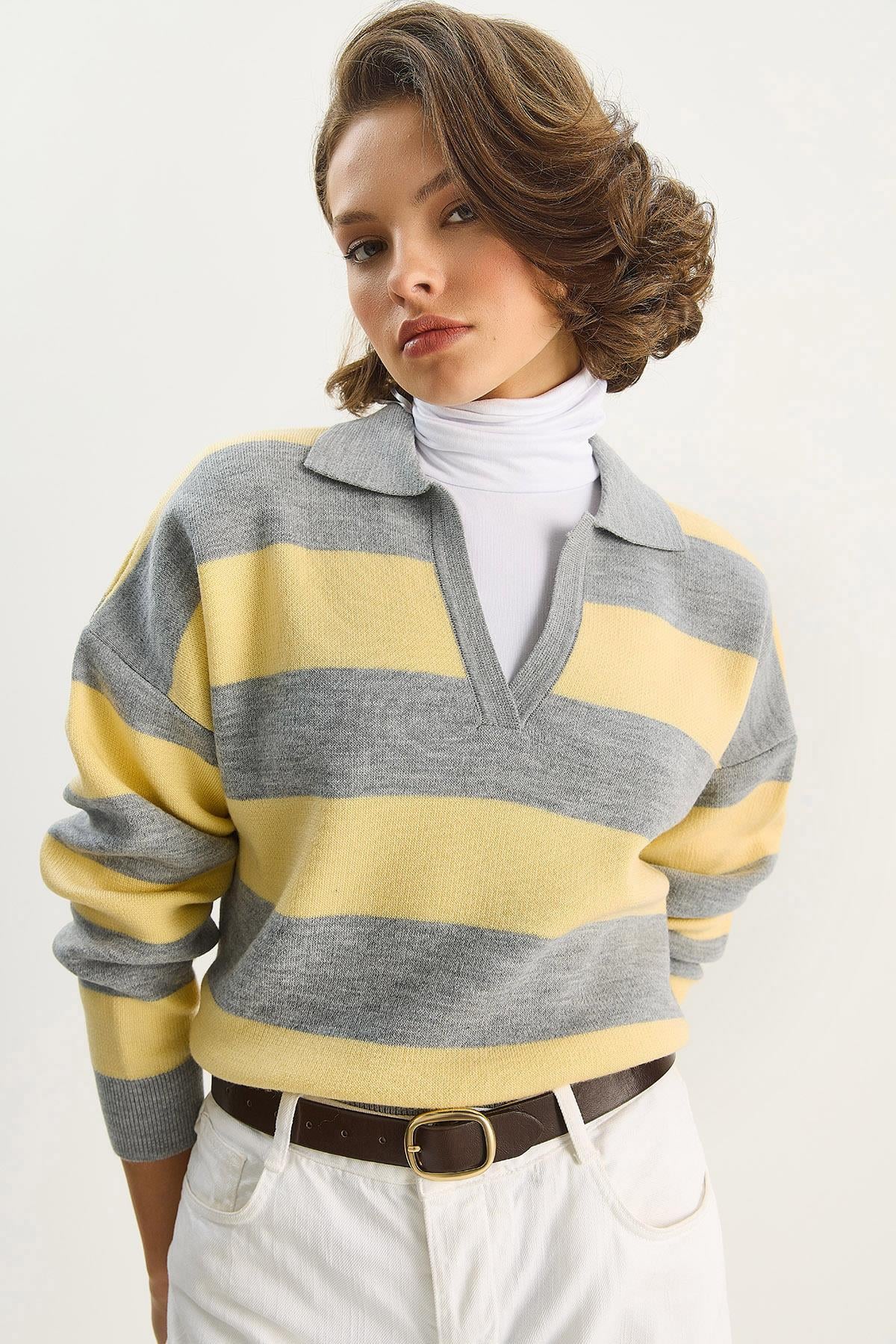 Multicolour‎ Sweater