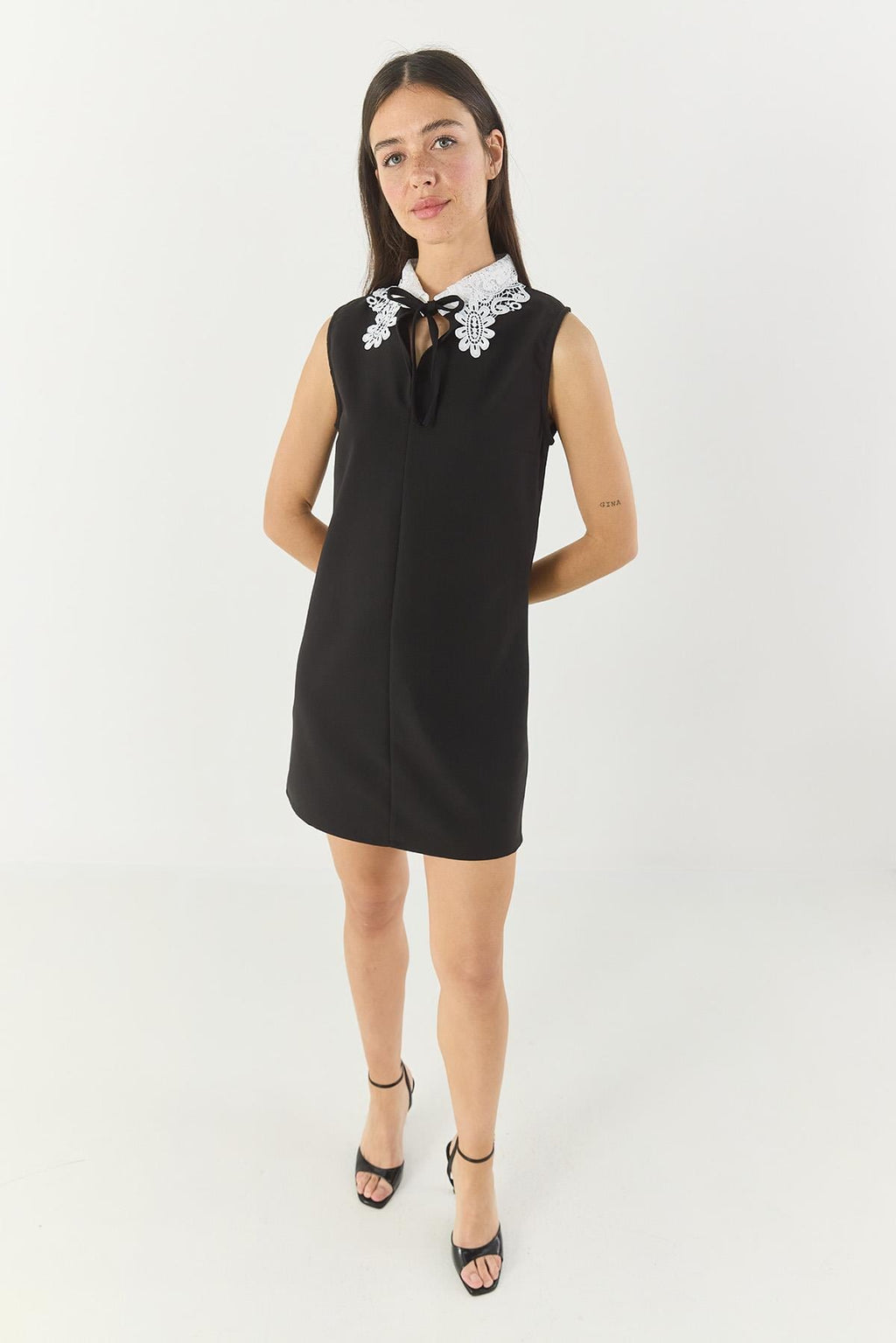 Black‎ Dress
