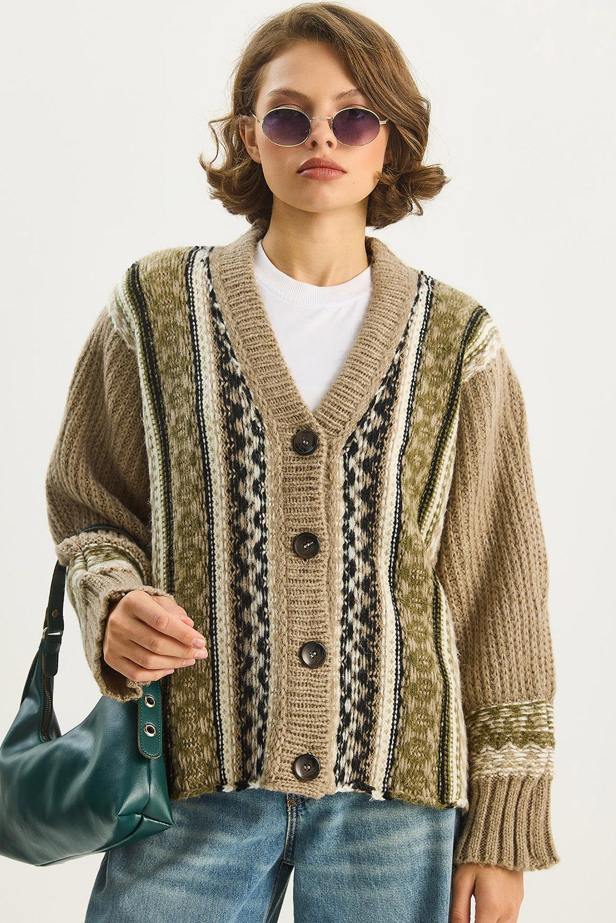 Brown‎ Cardigan