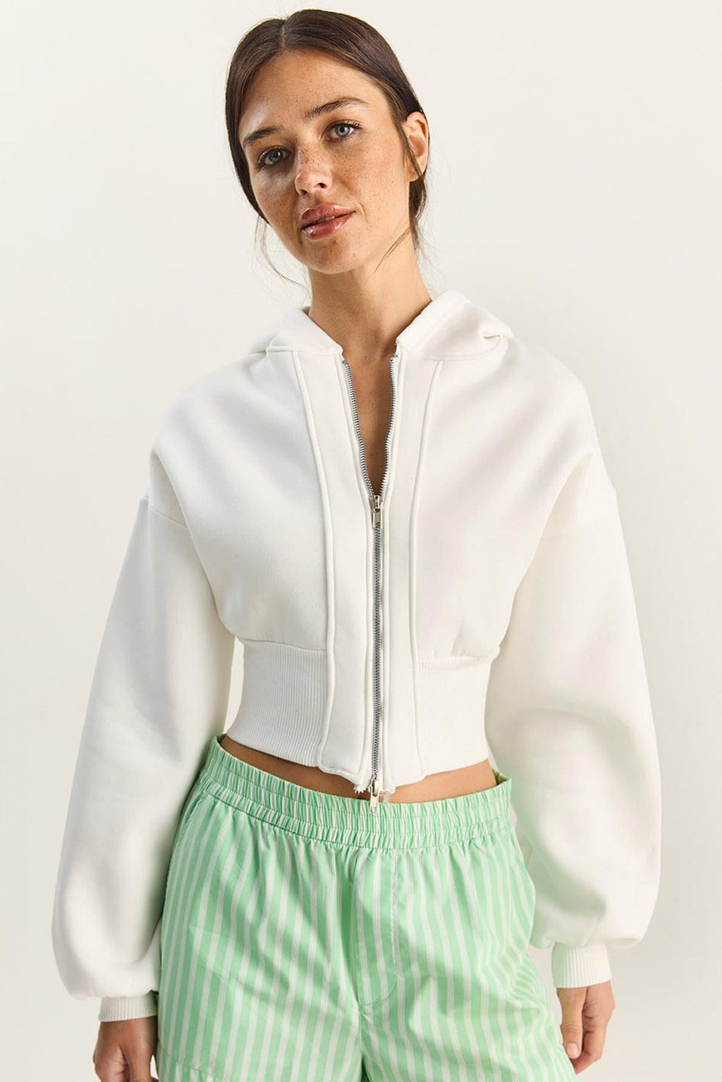 Women's Zip-Up Hooded Fitted Stretch Knit Crop Sweatshirt 60283858 - White