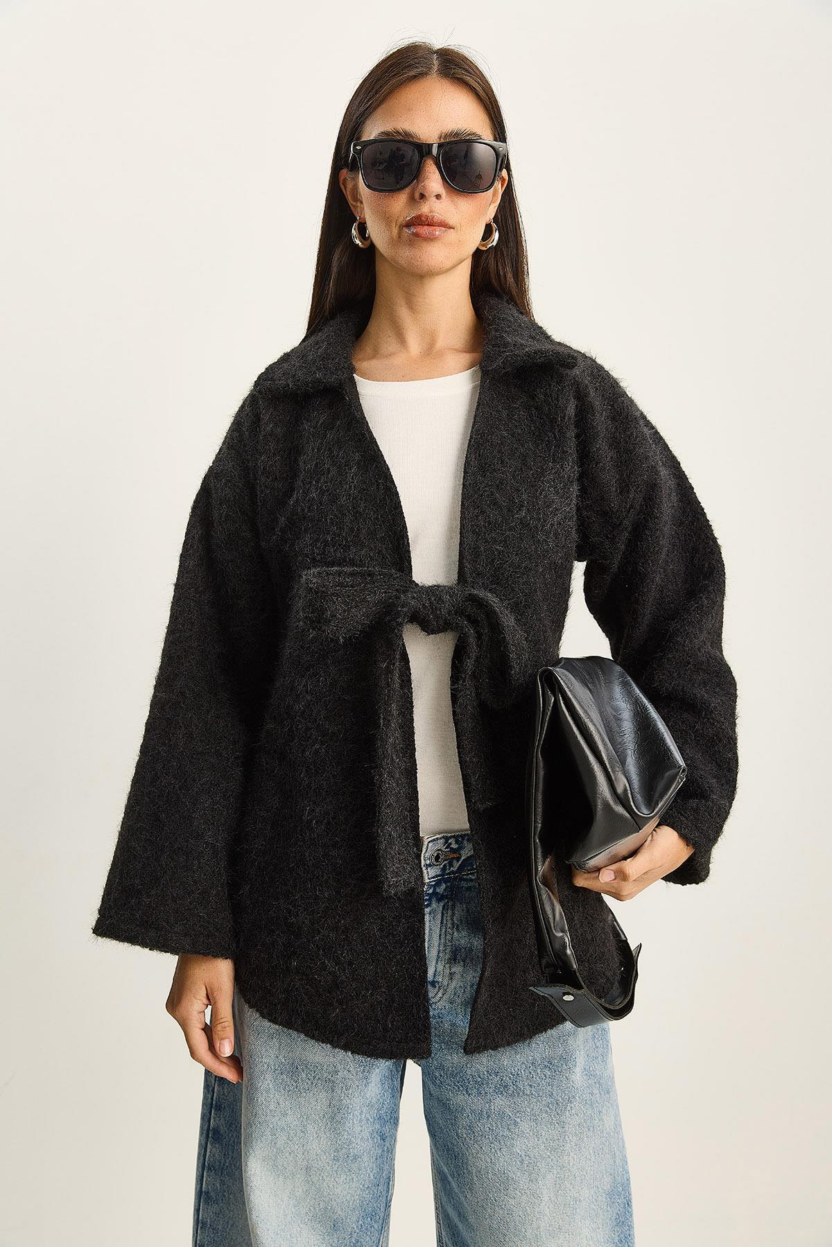 Black‎ Jacket