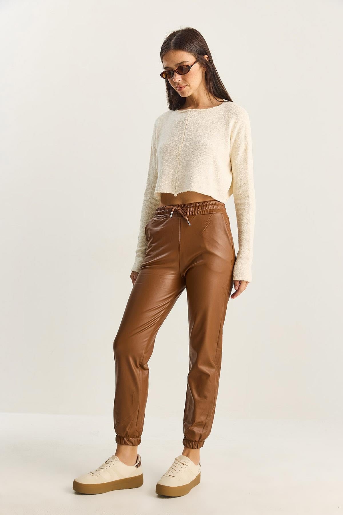 Women's Faux Leather Trousers with Fur Lining, Elastic Waistband and Pocket Details 1548 60282042 - Camel