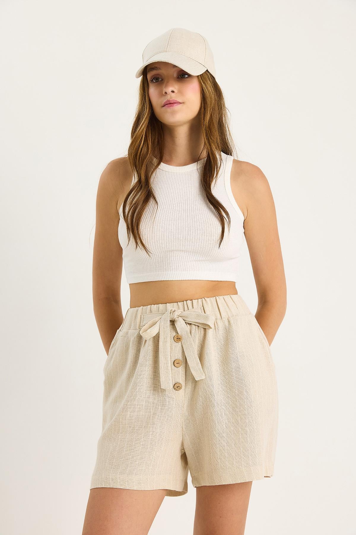 Beige‎ Shorts