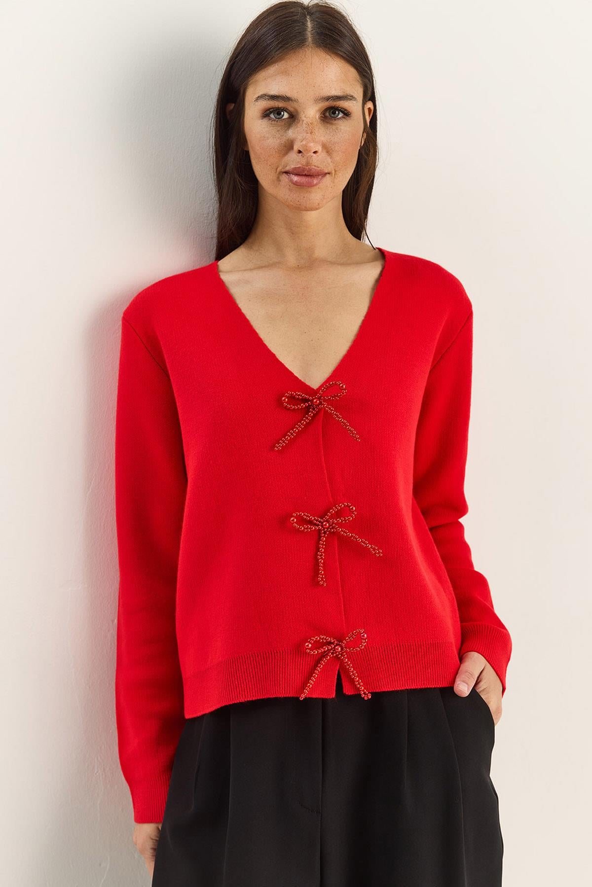 Women's V-Neck Knitted Cardigan with Pearl and Bow Accessory TH251070 60283885 - Red