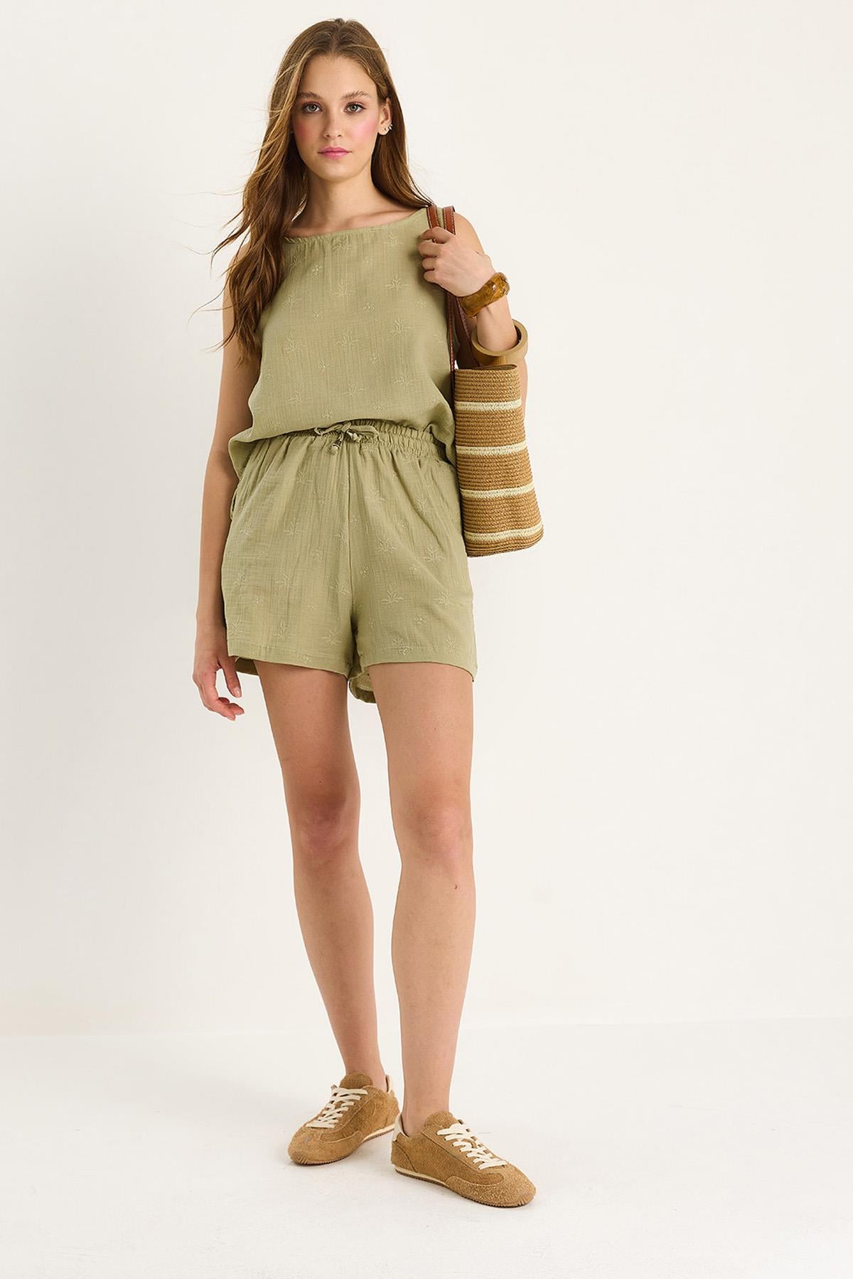 Green‎ Outfit Set