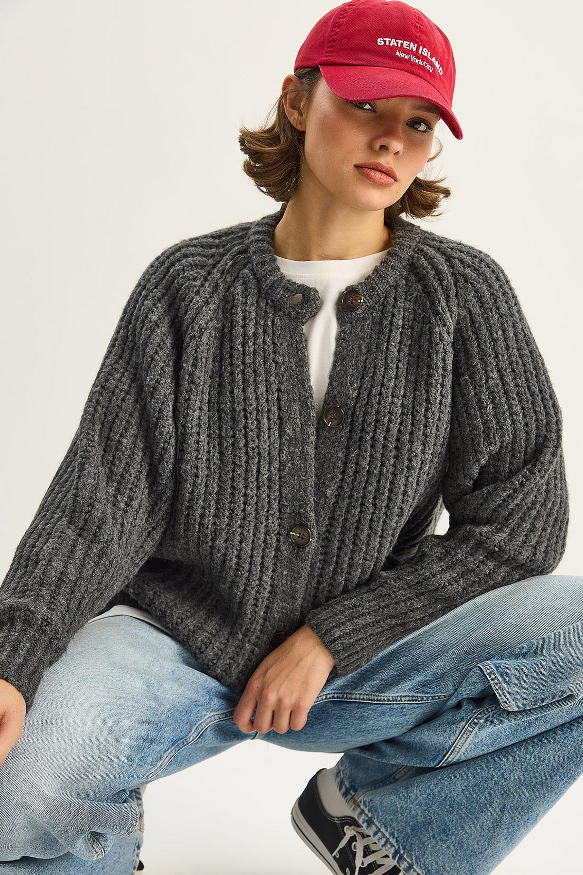 Grey‎ Cardigan