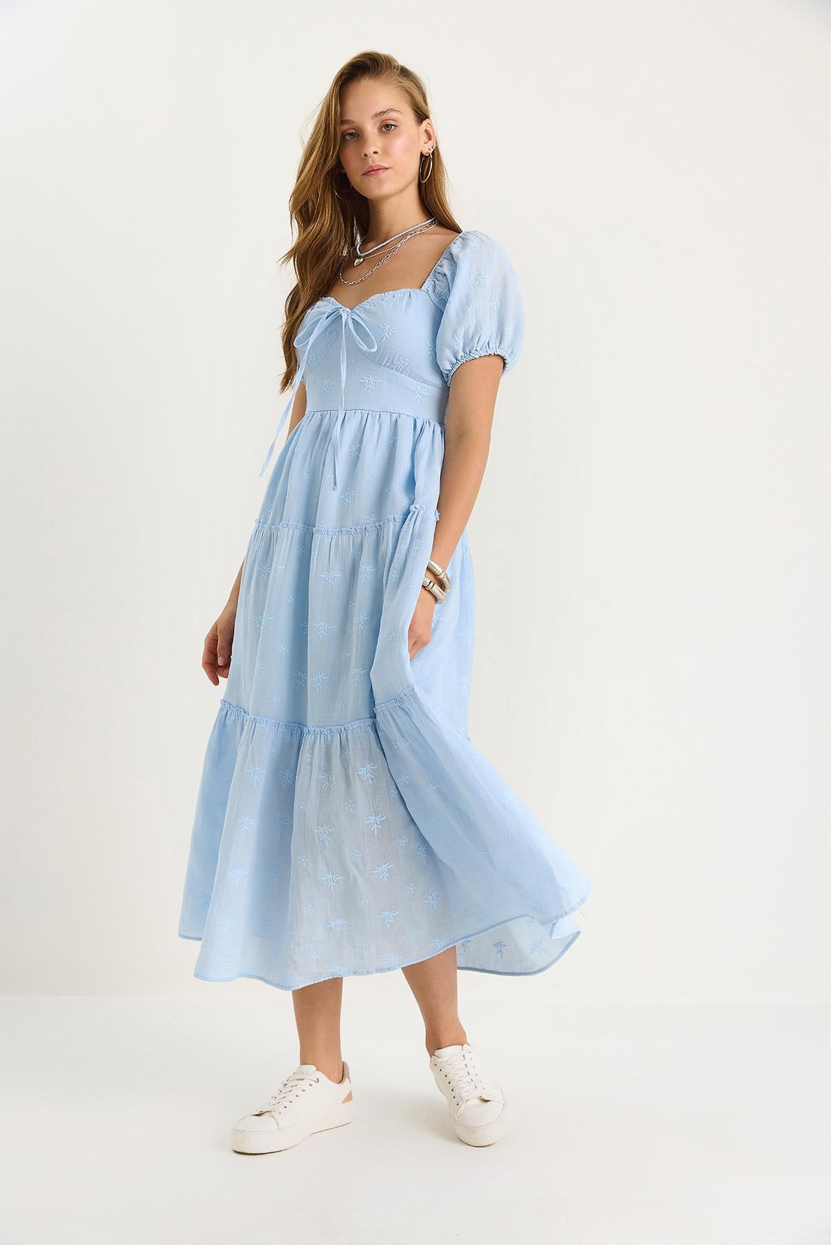 Blue‎ Dress