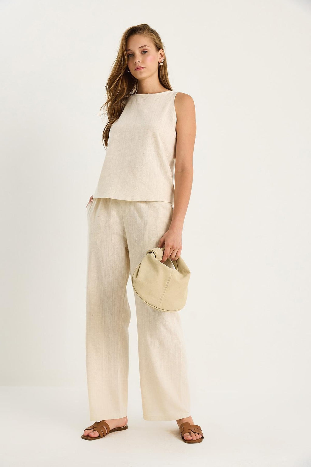 Cream‎ Outfit Set
