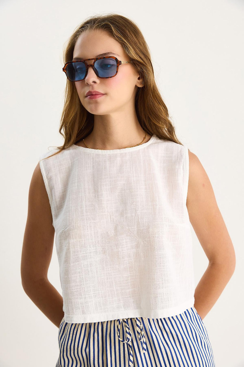 White‎ Blouse