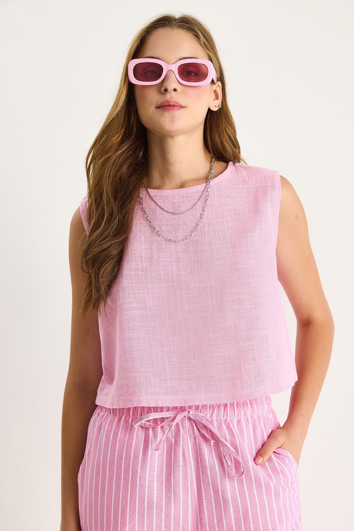 Pink‎ Blouse