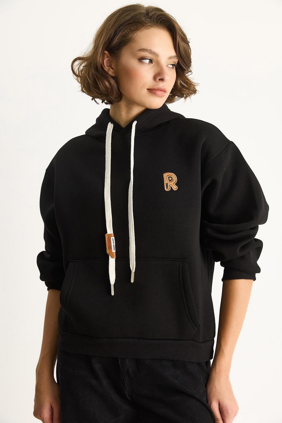 Black‎ T-Shirt