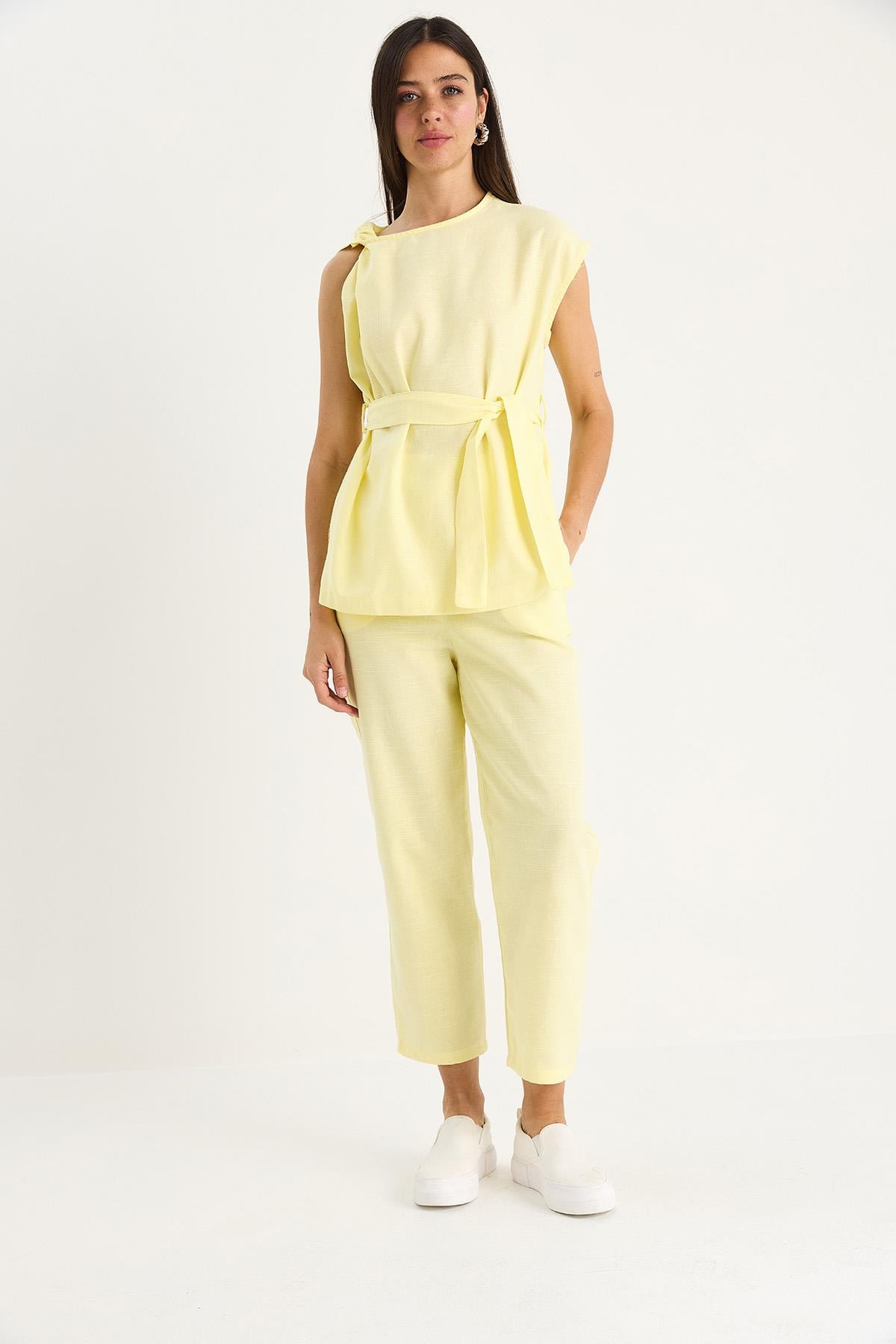 Yellow‎ Outfit Set