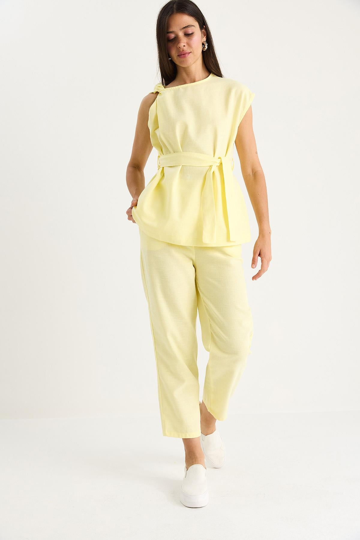 Yellow‎ Outfit Set