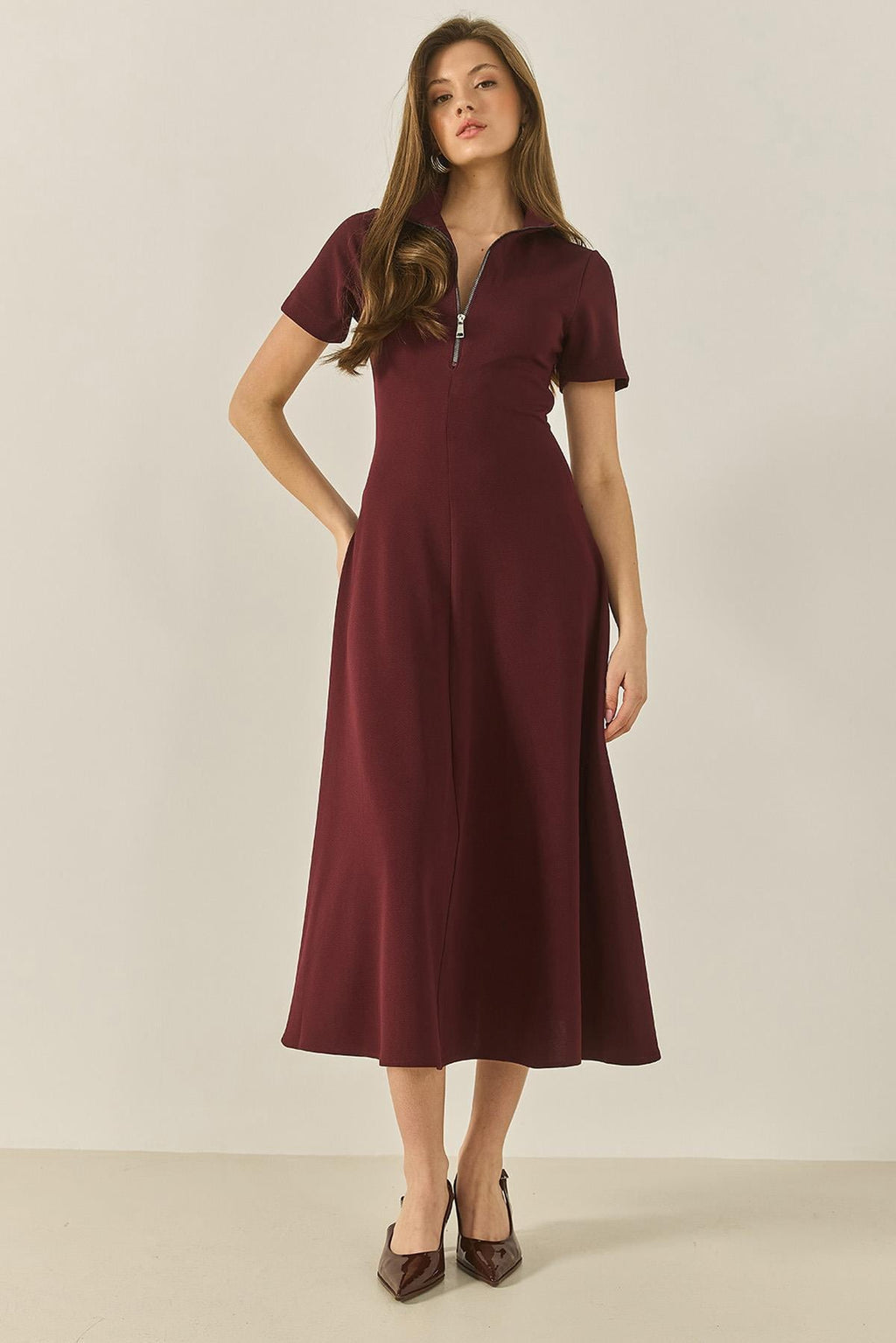 Red‎ Dress
