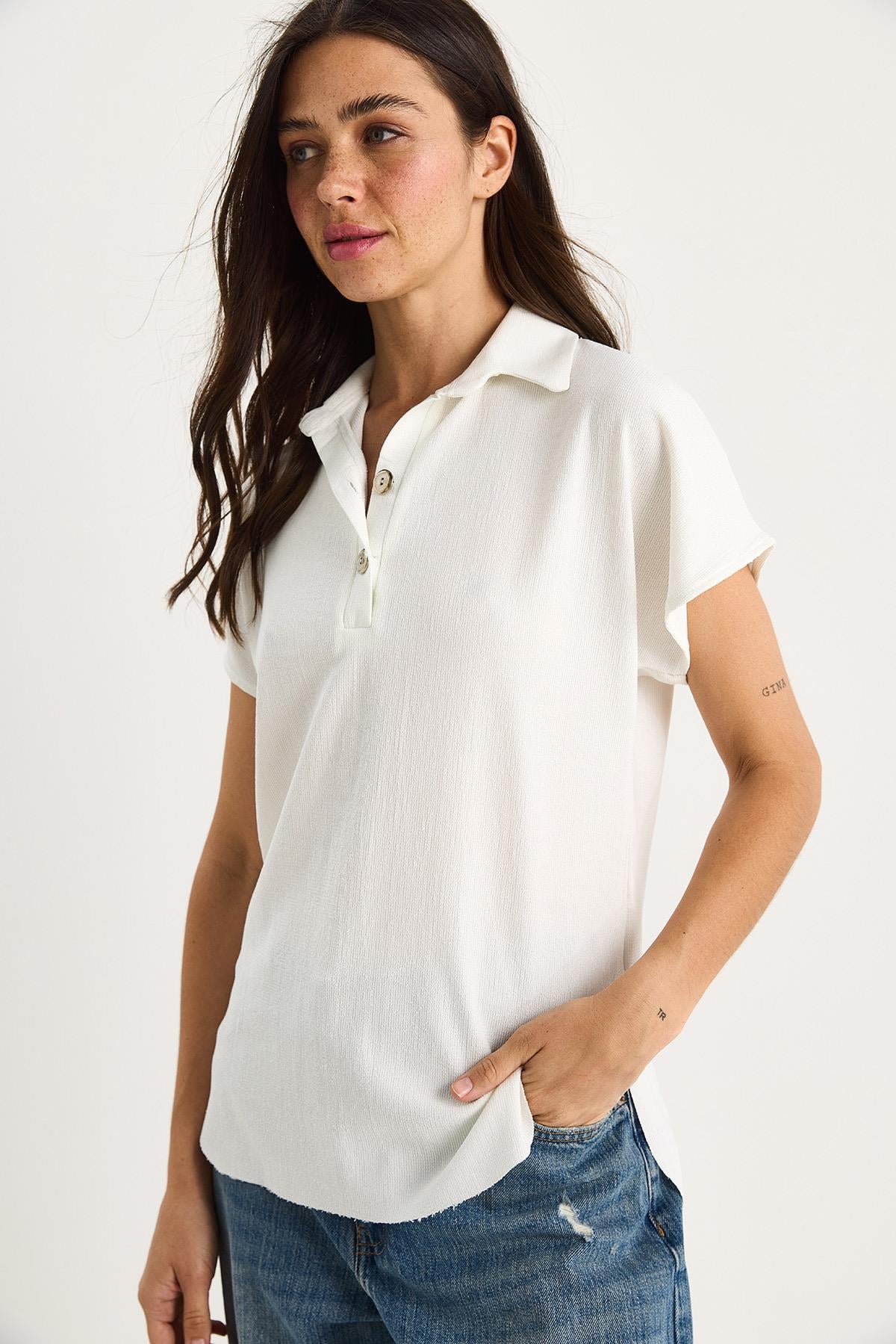 White‎ Skirt