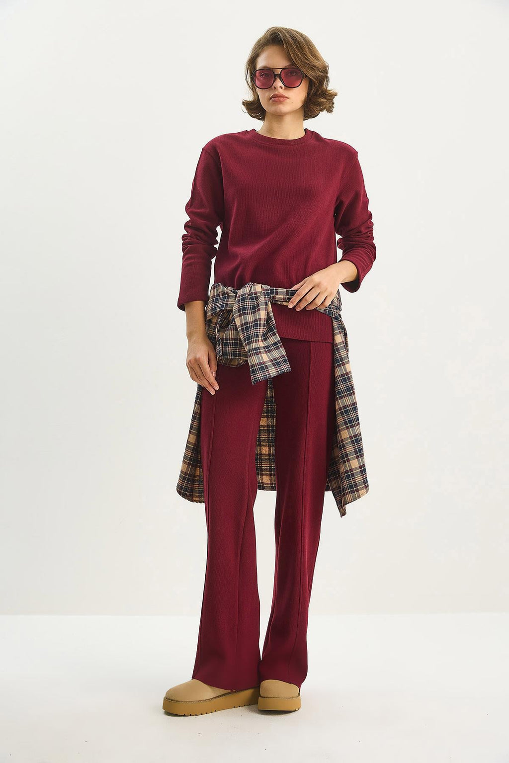 Red‎ Outfit Set