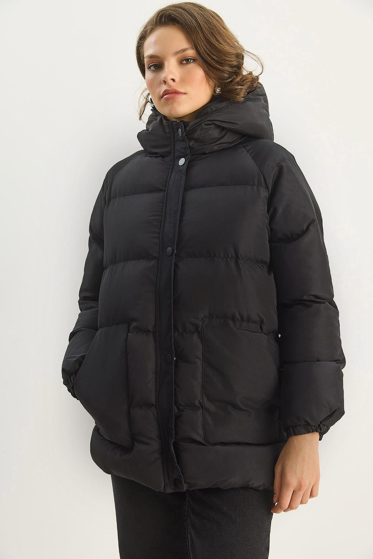 Black‎ Jacket