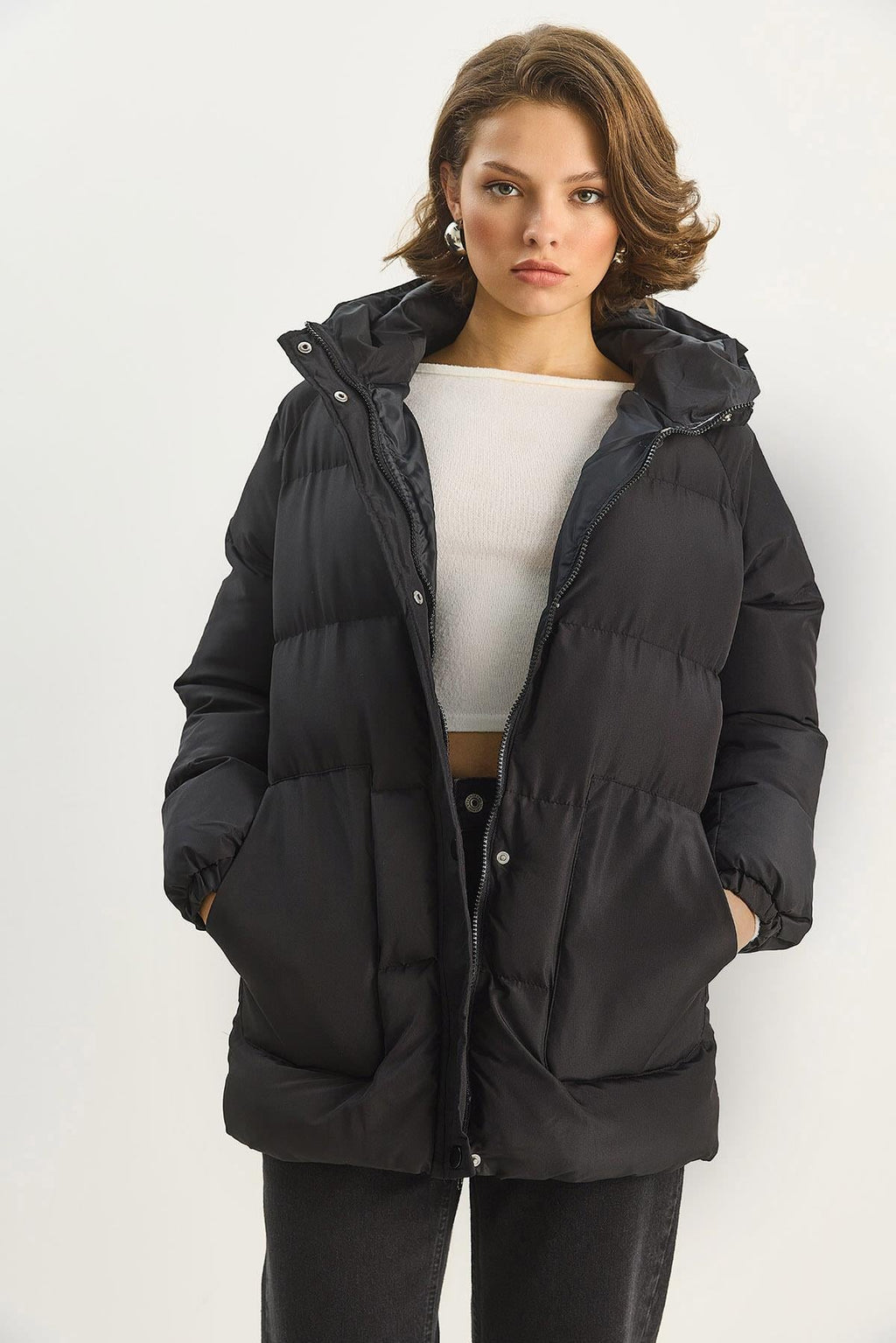 Black‎ Jacket