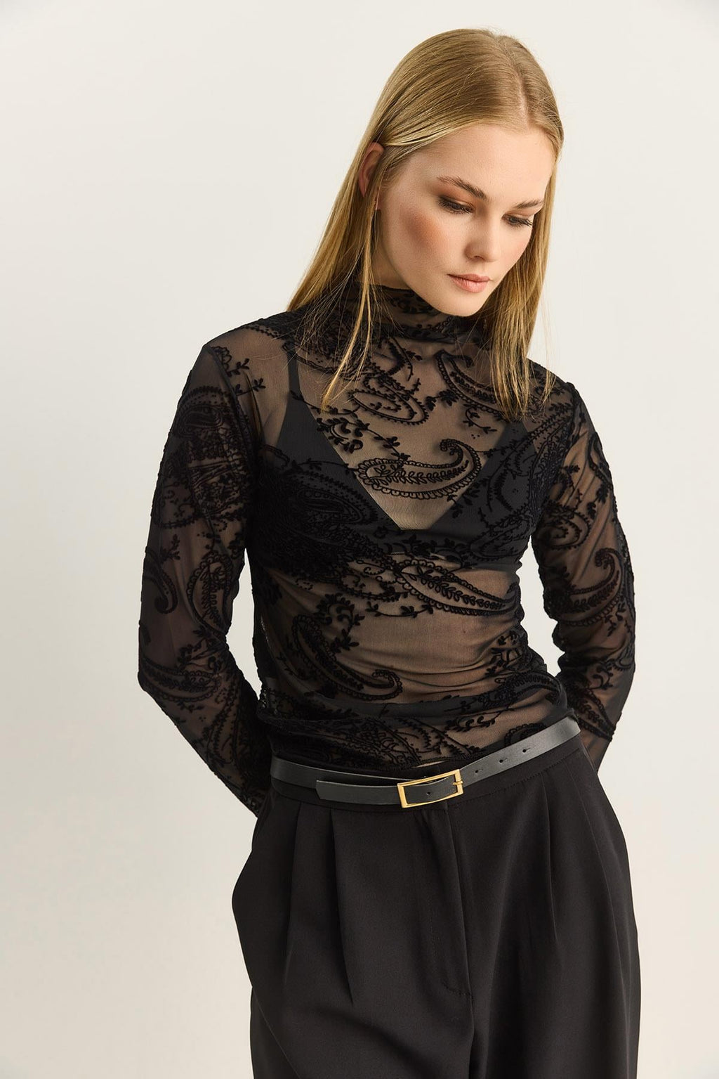 Black‎ Blouse