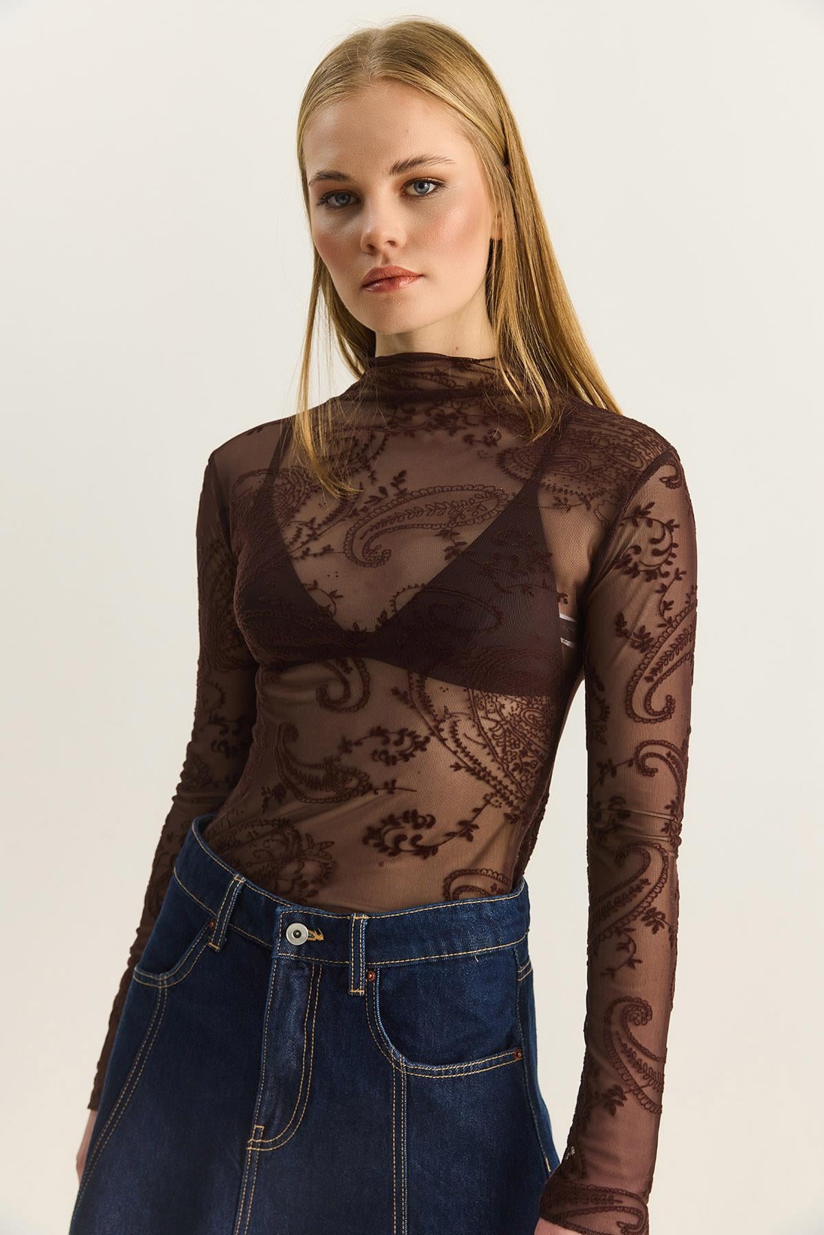 Brown‎ Blouse