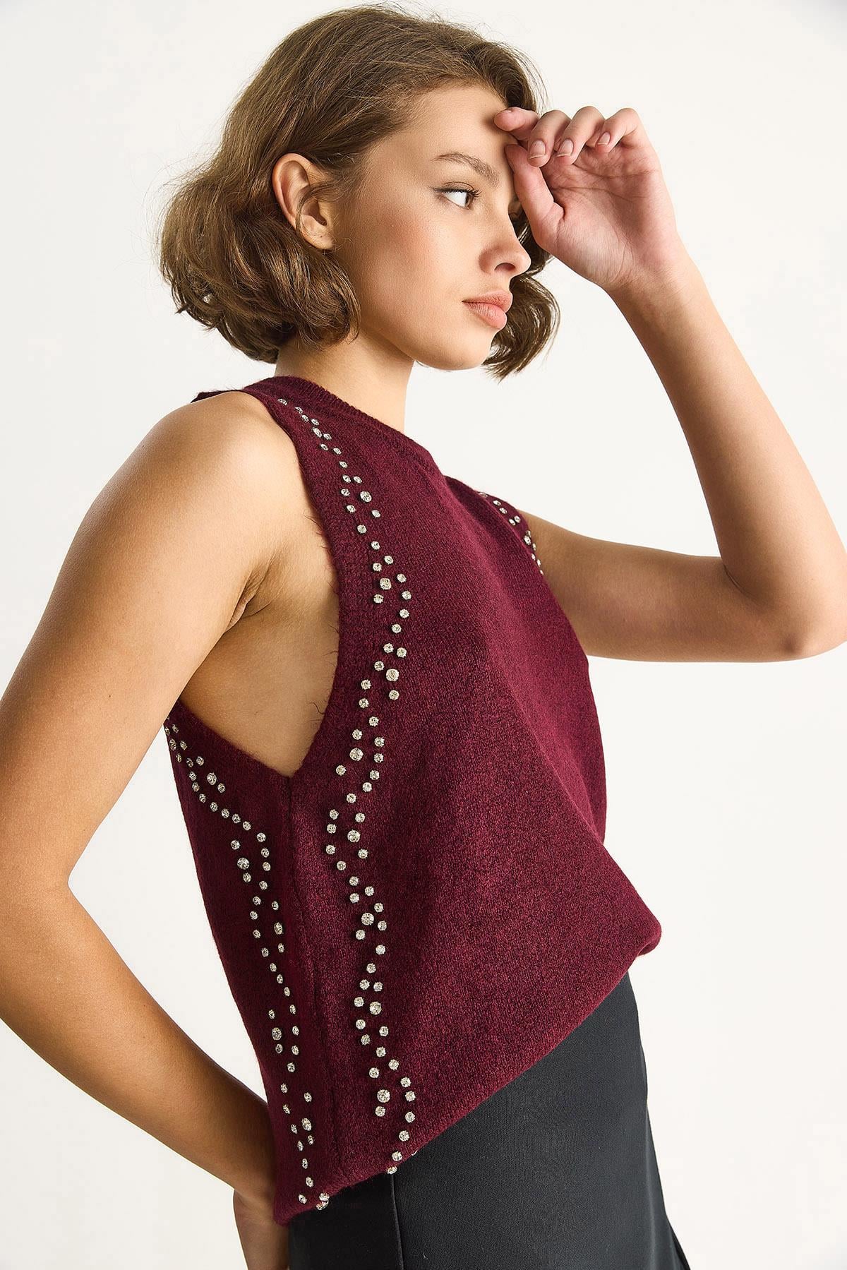 Women's Stone Embellished Knit Blouse TA251003 60284094 - Burgundy