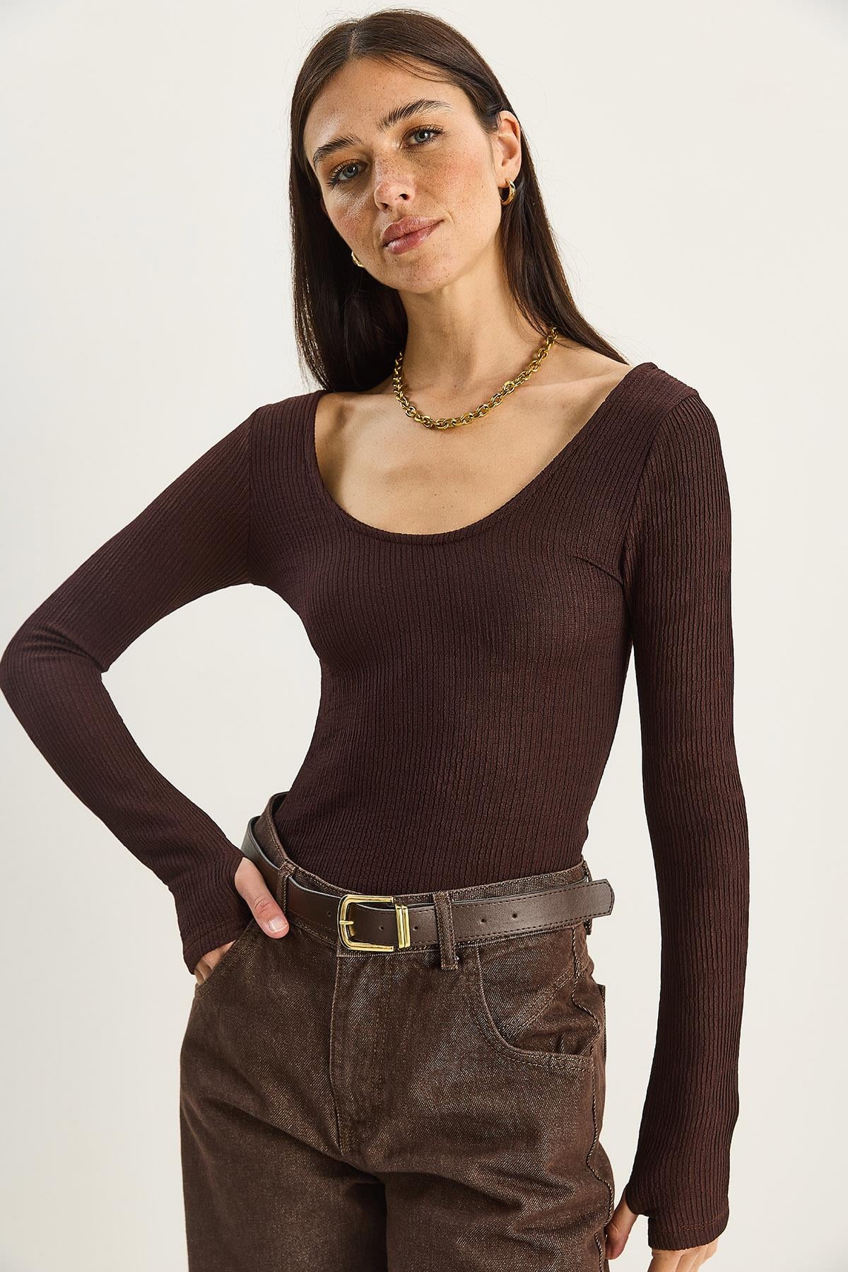 Brown‎ Blouse
