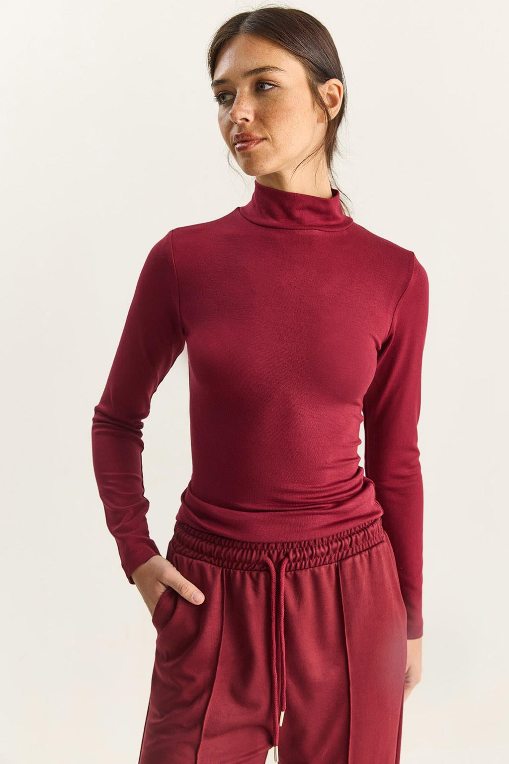 Red‎ Blouse